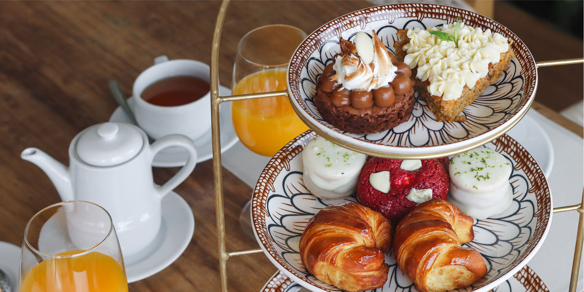 Té para dos en el Restaurant Rambla, Cottage Carrasco Hotel & Suites frente al mar